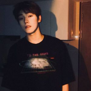 演一个潘金莲三级红色毛片
